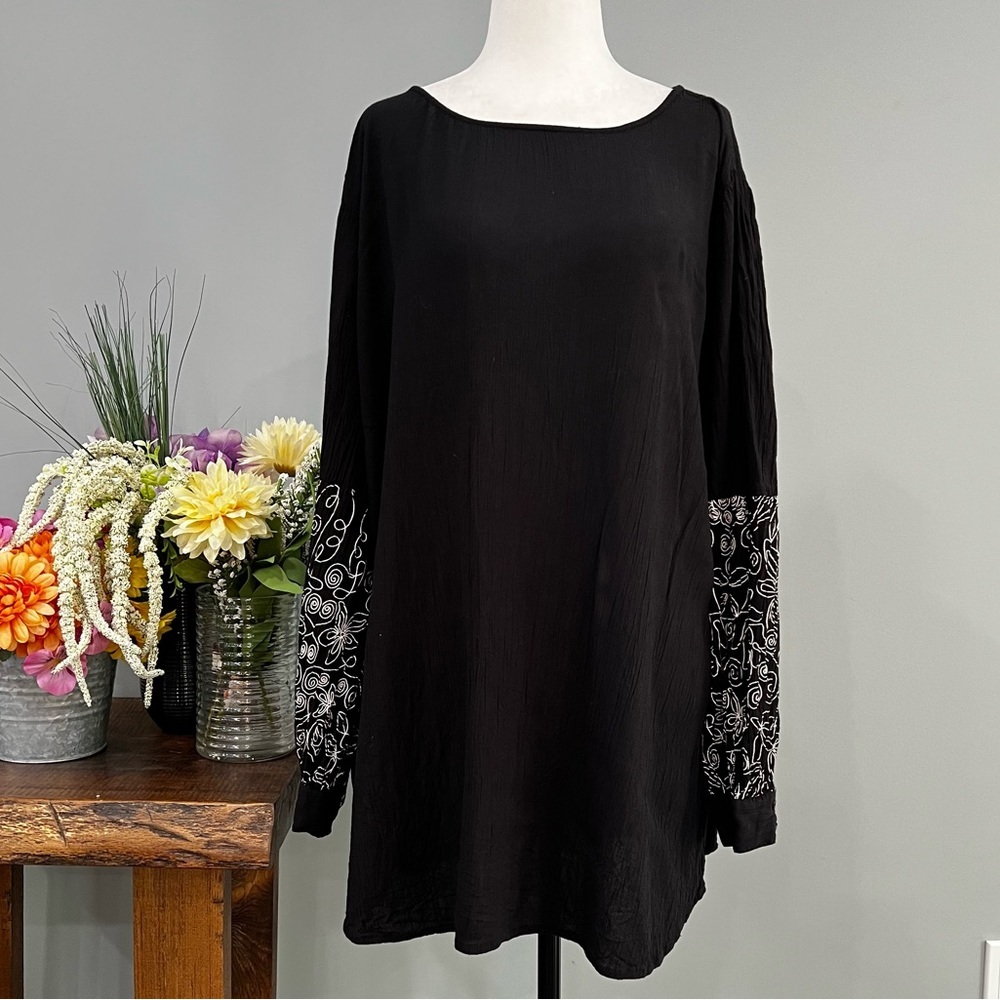 Love & Legend Long Sleeve - Picture 2 of 12